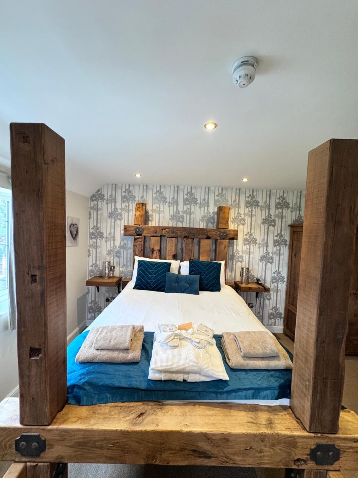 אלפרטון The White Hart Inn מראה חיצוני תמונה