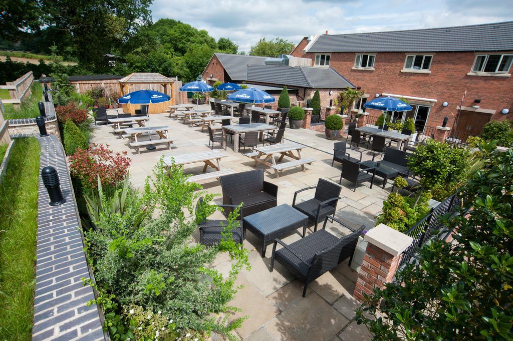 אלפרטון The White Hart Inn מראה חיצוני תמונה